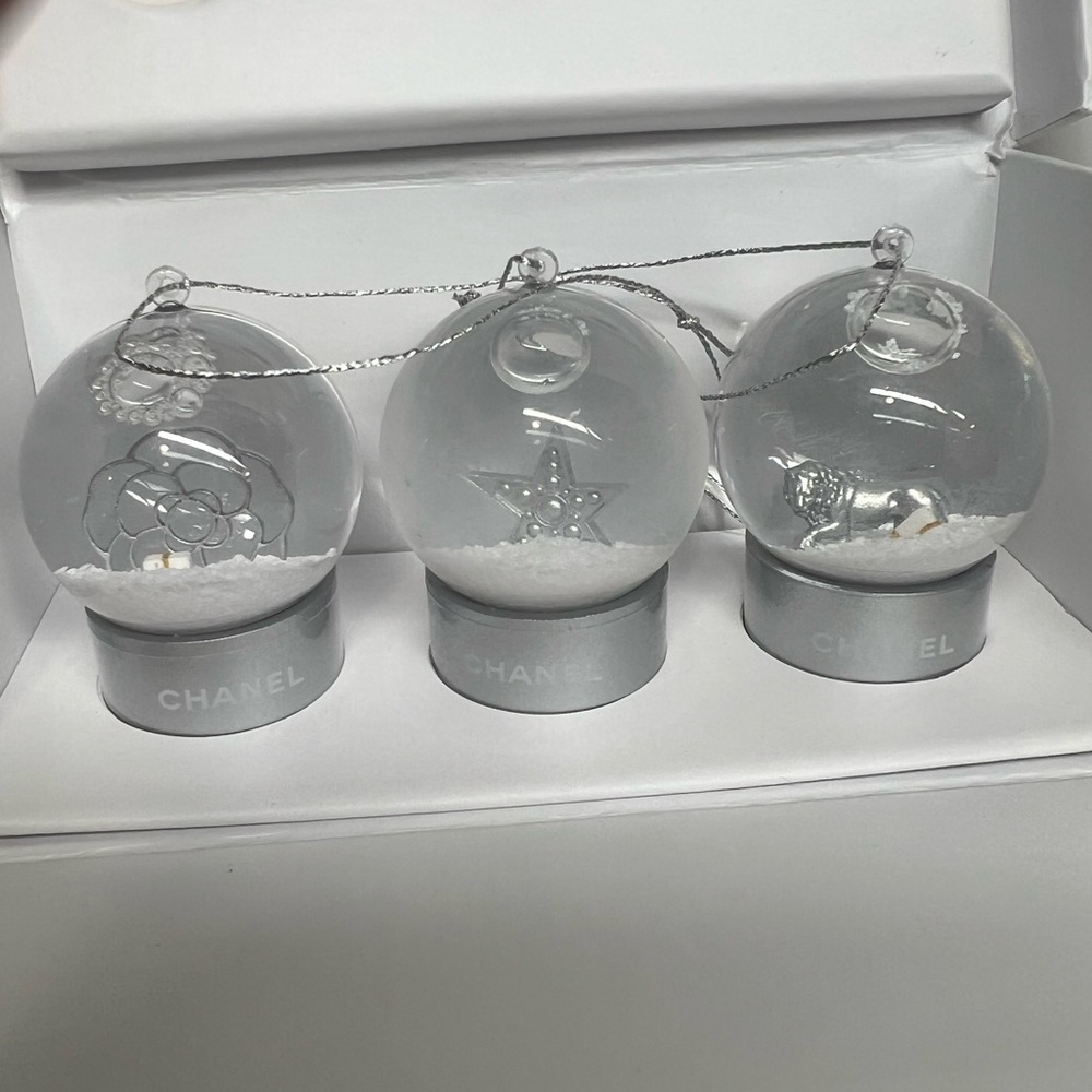 CHANEL Mini Snow Globe Christmas Ornaments – Set of 3 – Holiday Collectibles